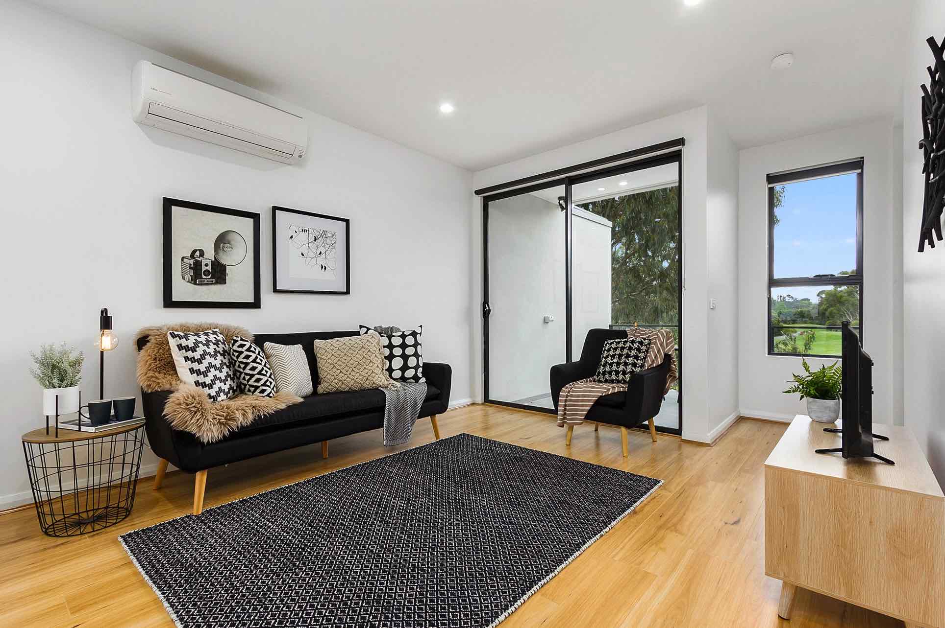 256-258 Wantirna Road, Wantirna Living