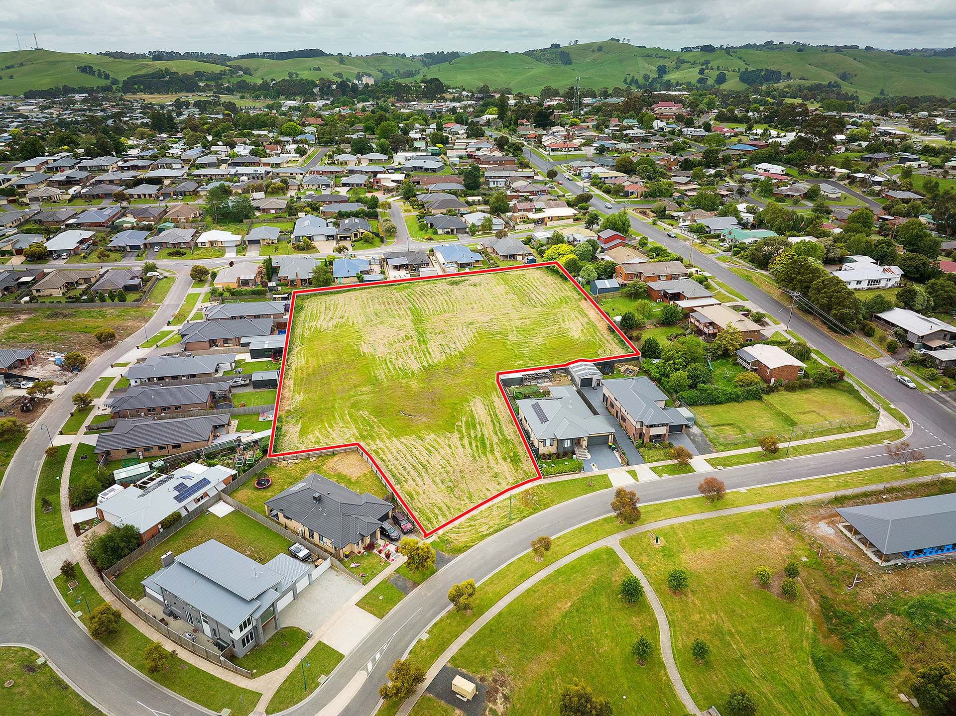 73 Isabella Boulevard - Korumburra Aerial