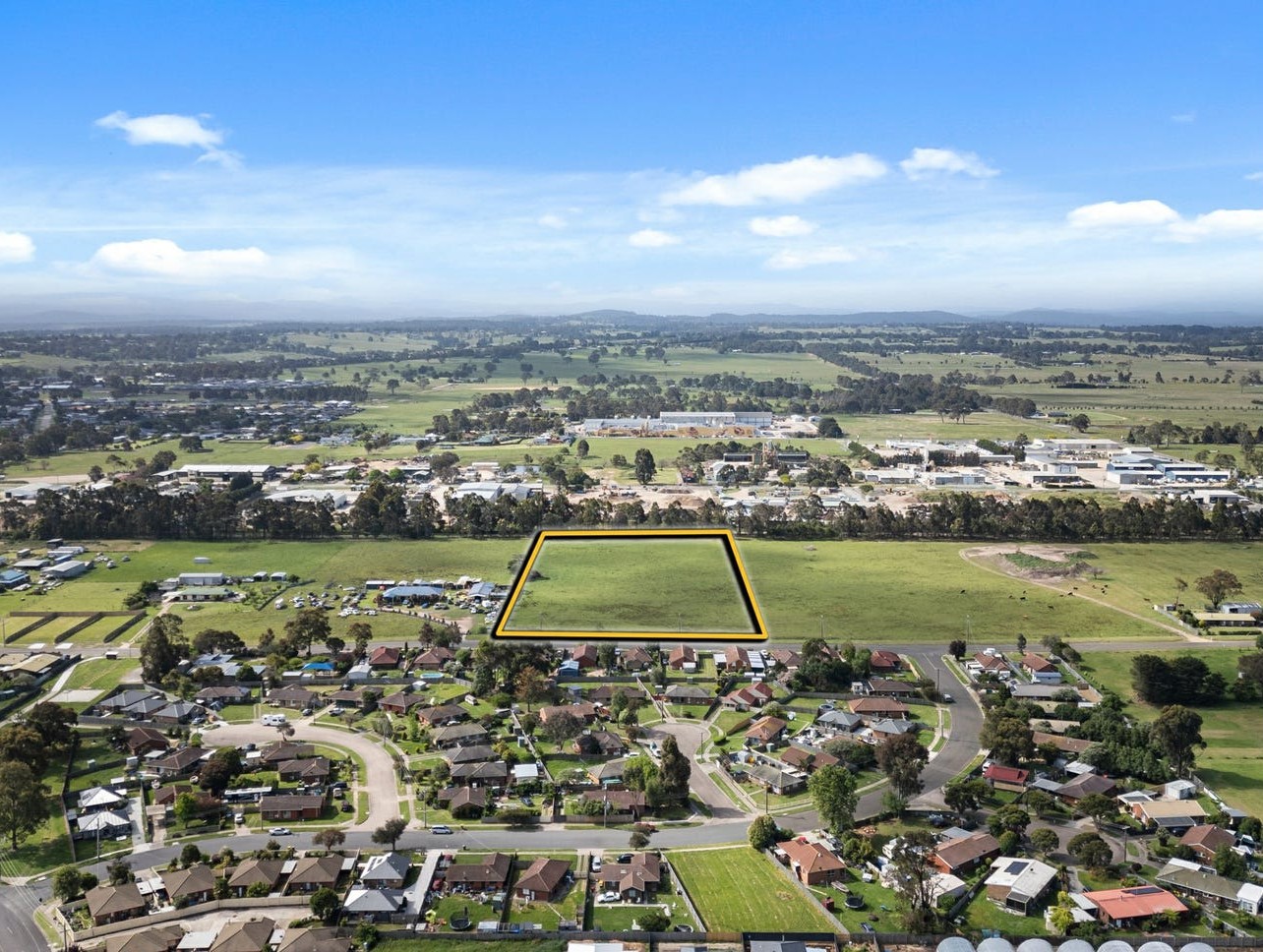 73 Lucknow Street - East Bairnsdale Aerial