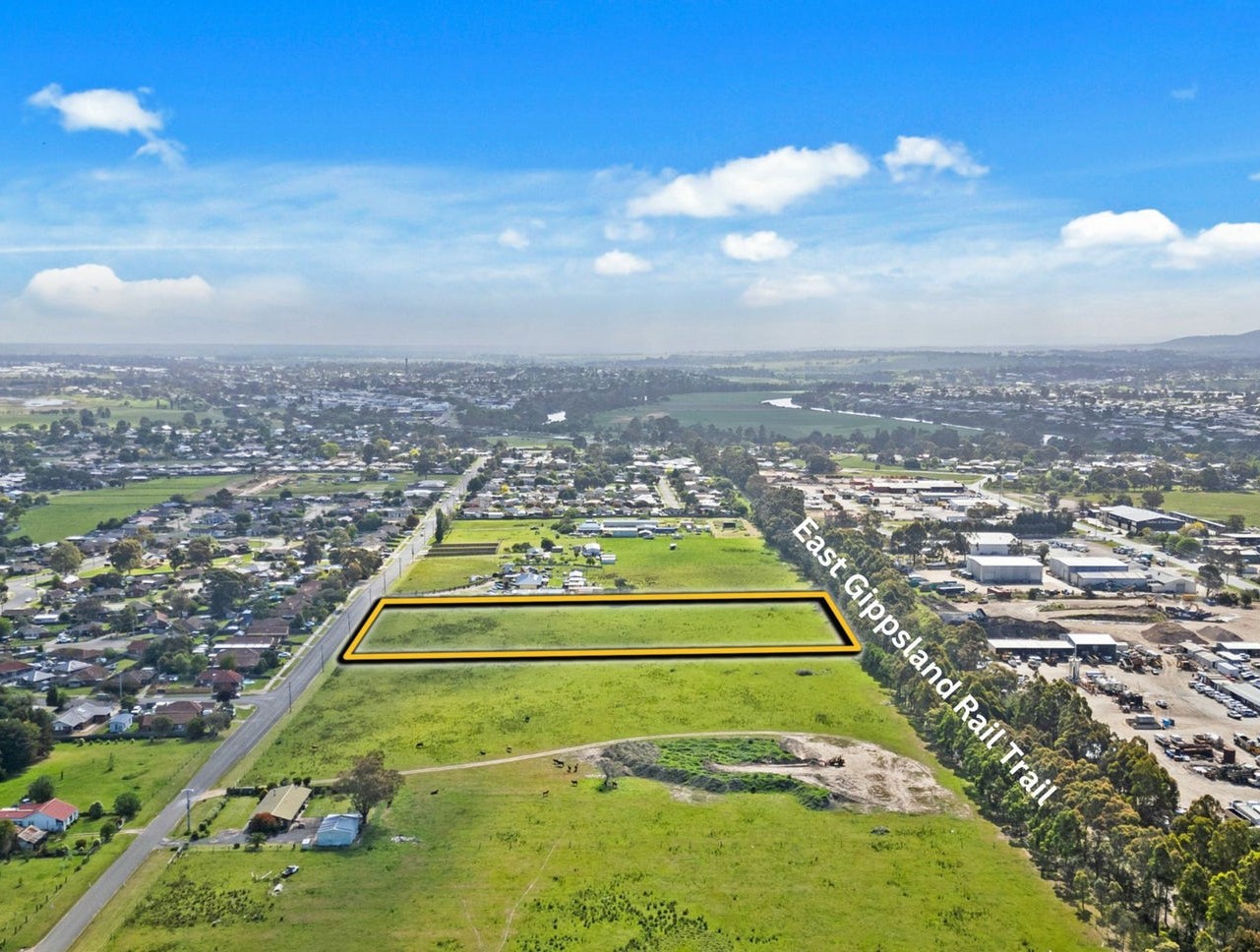 73 Lucknow Street - East Bairnsdale Aerial