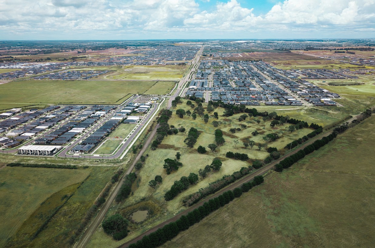 Alma Estate - Clyde North Aerial