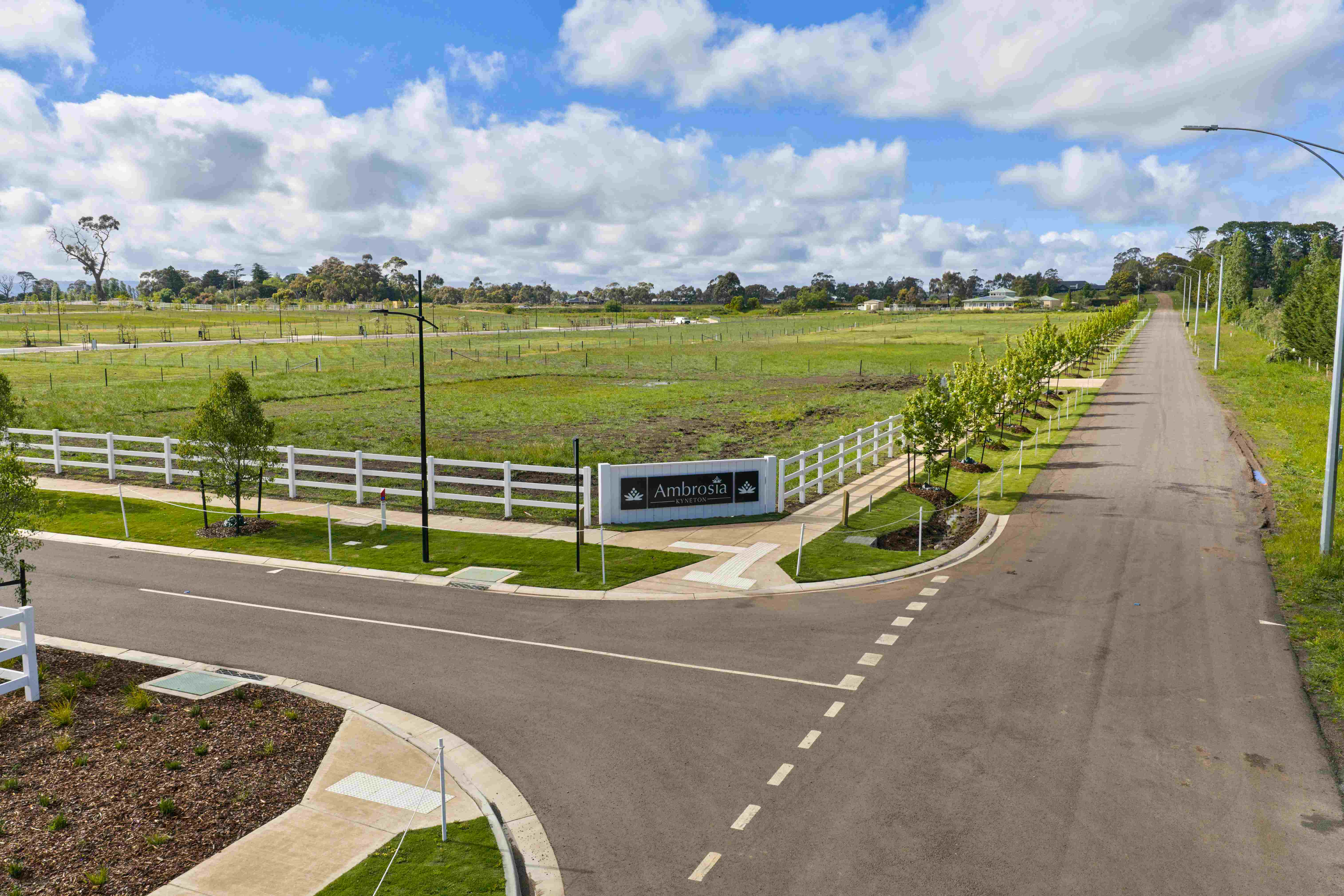 Ambrosia Estate - Kyneton Streetscape