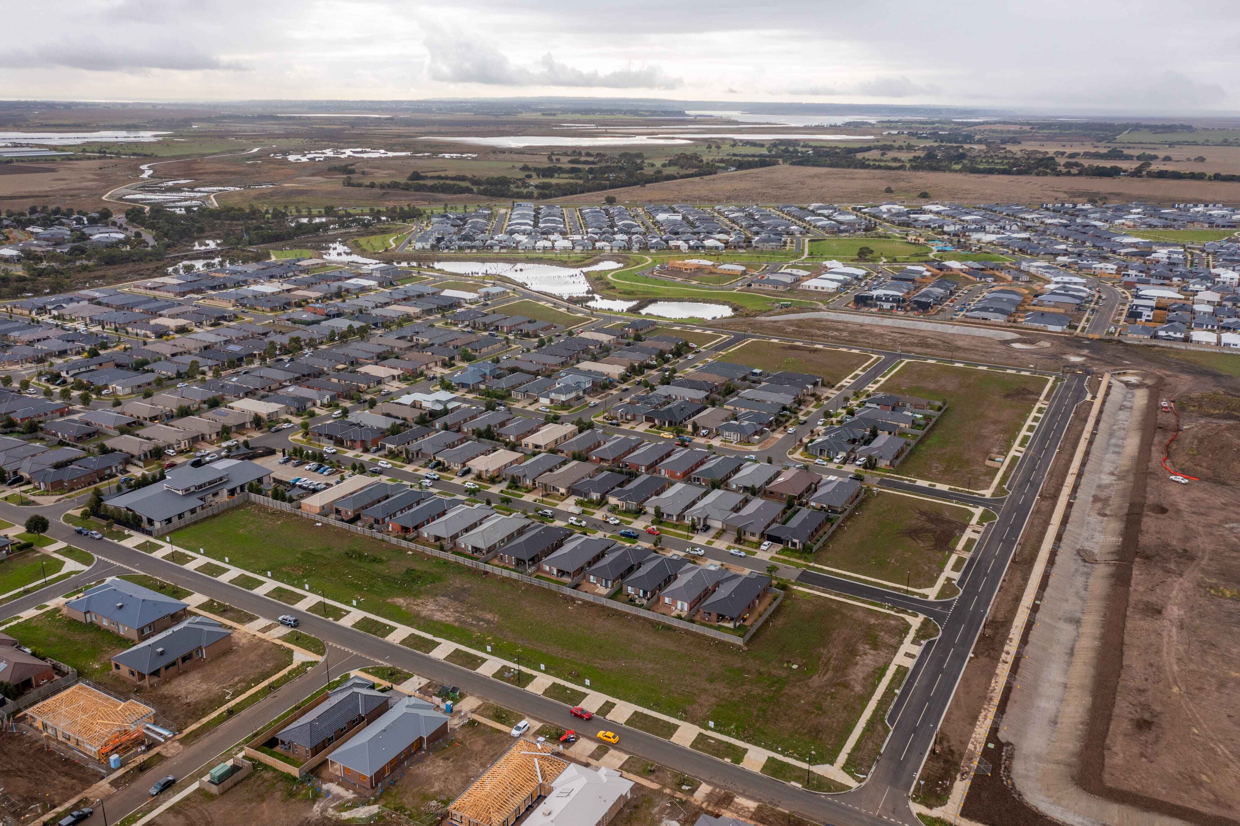 Armstrong Waters Estate - Armstrong Creek 