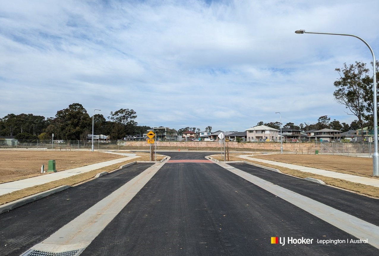 Austral Rise Estate - Austral Streetscape