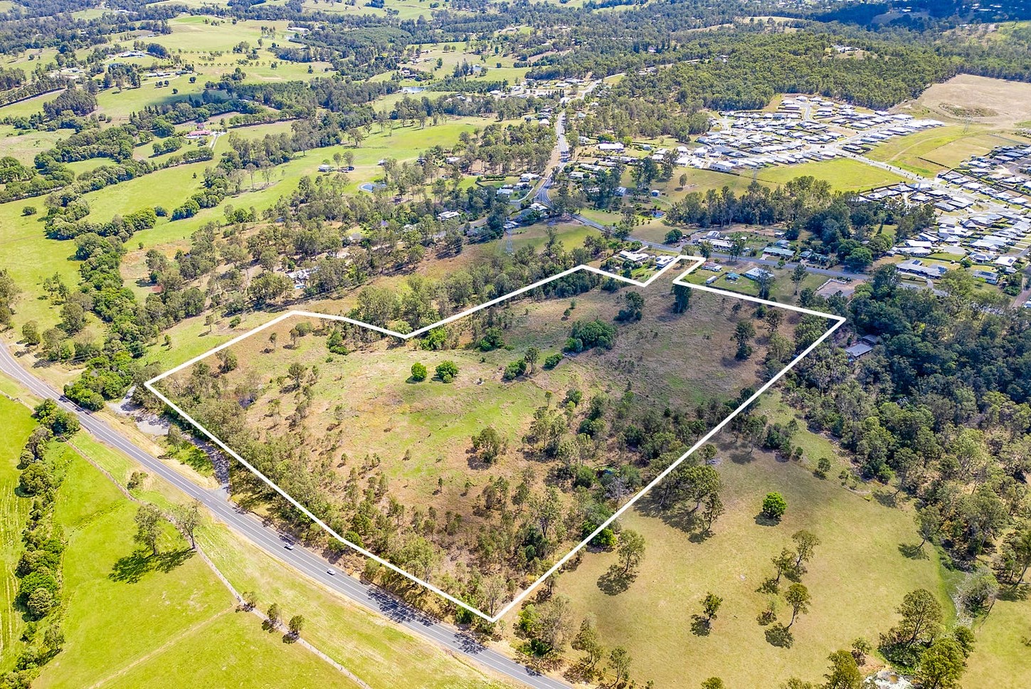 Avenleigh Acreage Estate - Jones Hill Aerial