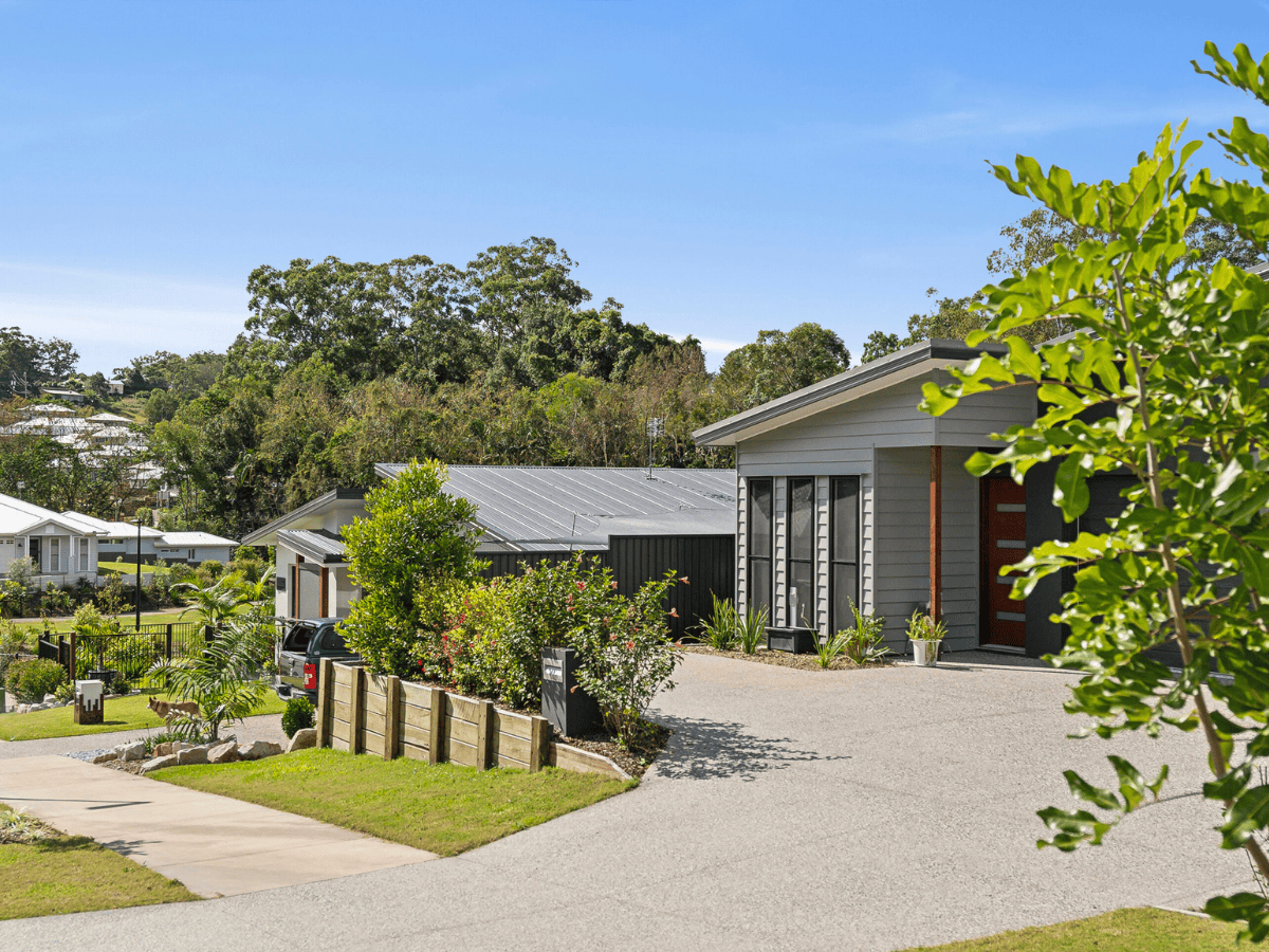 Bamboo Estate - Palmwood Streetscape