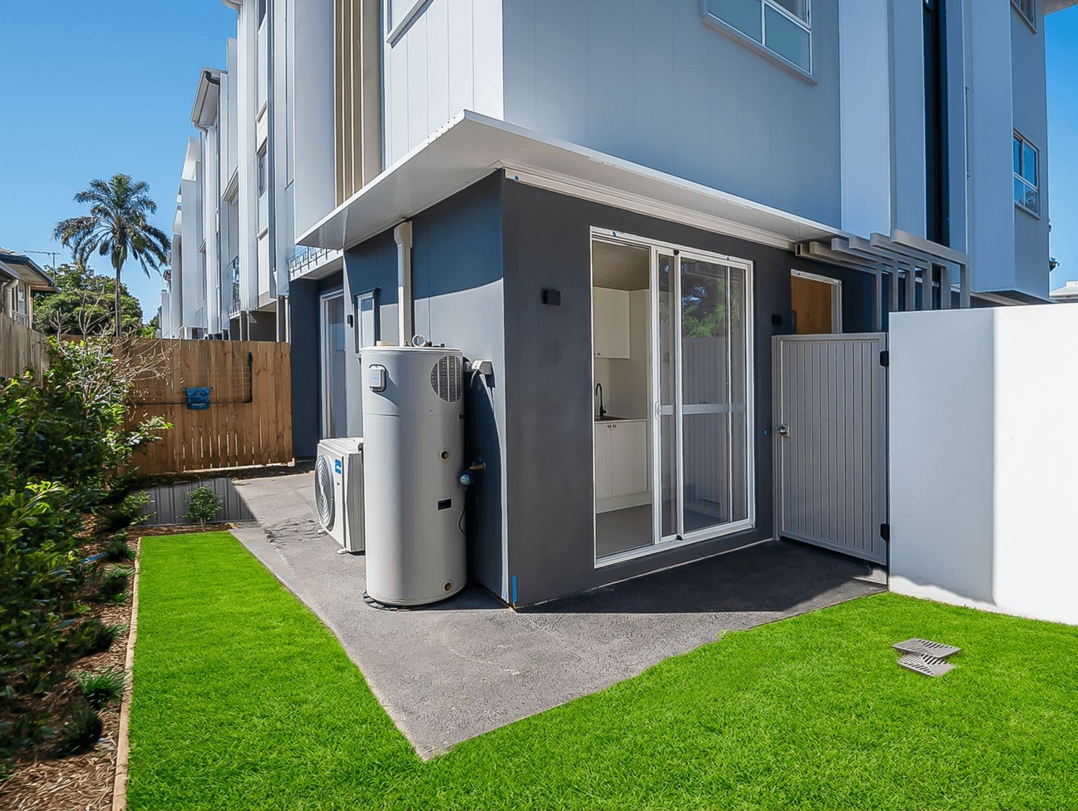 Bayside Collection Townhomes - Wellington Point Backyard
