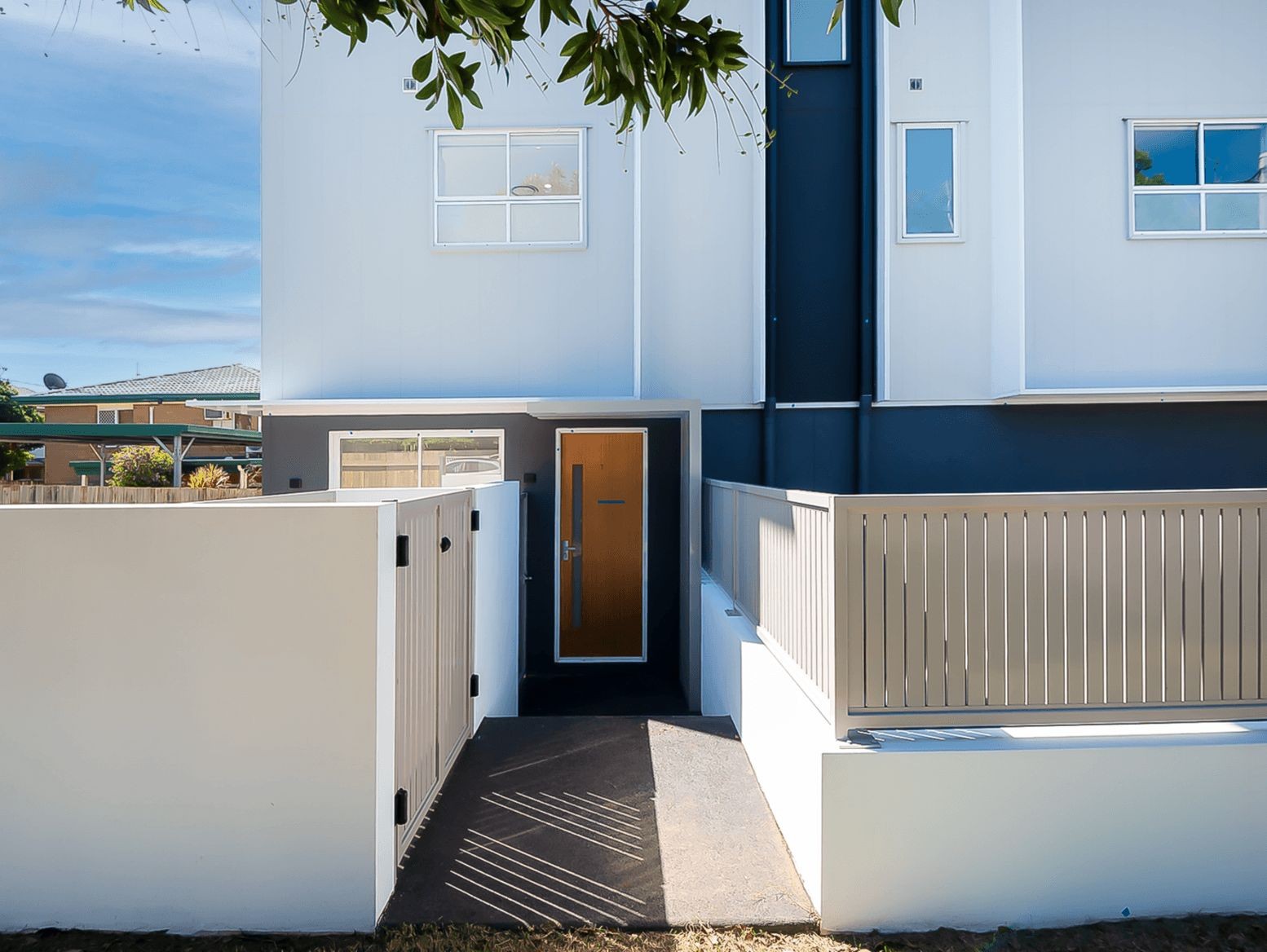 Bayside Collection Townhomes - Wellington Point Façade