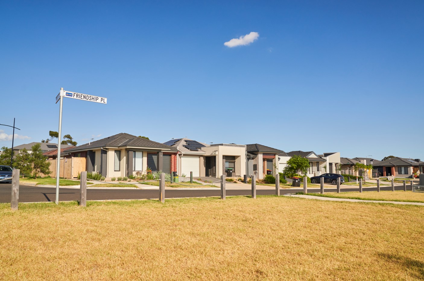 Botania Estate - Fraser Ri Streetscape