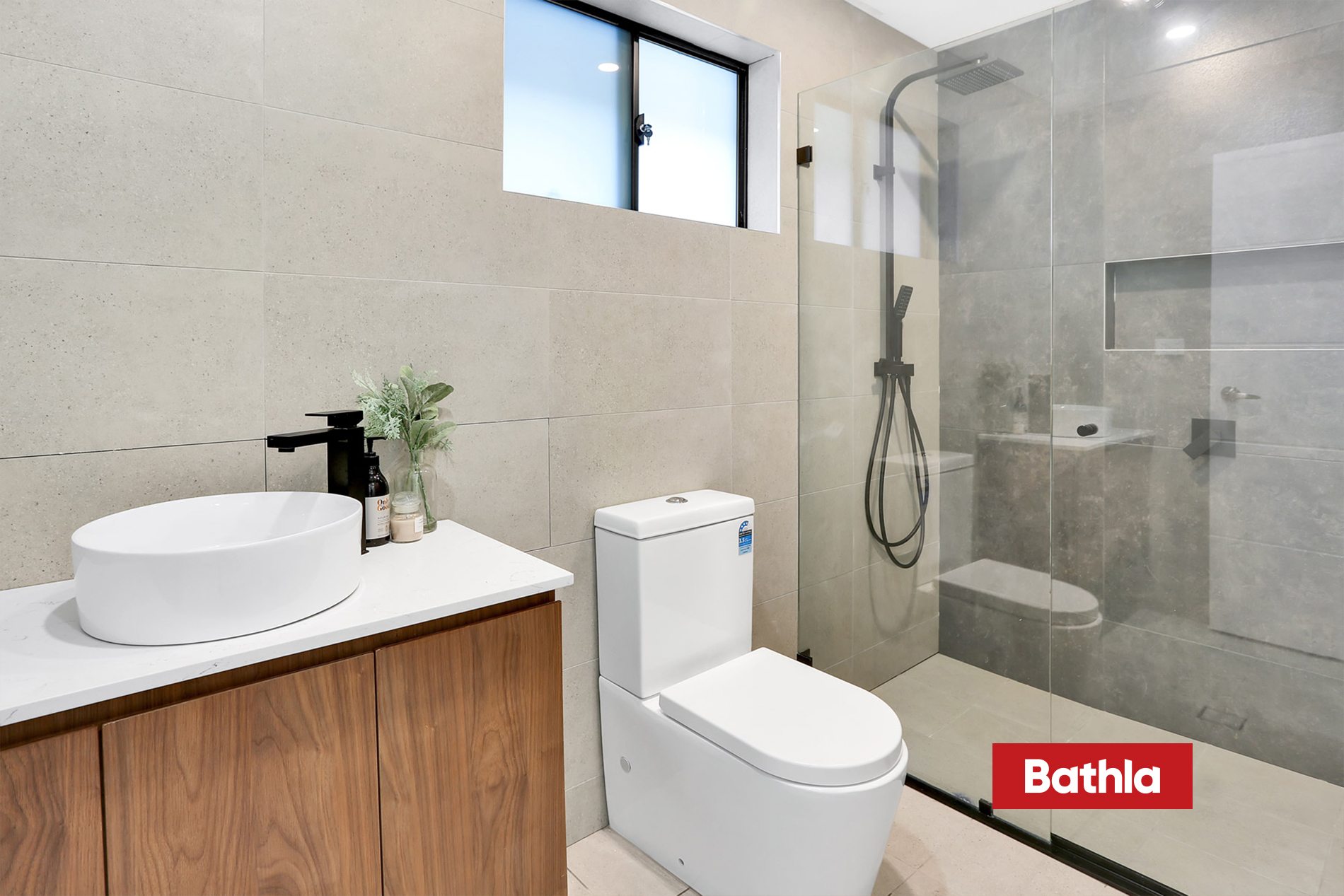 Broadleaves Estate - The Ponds Bathroom 4