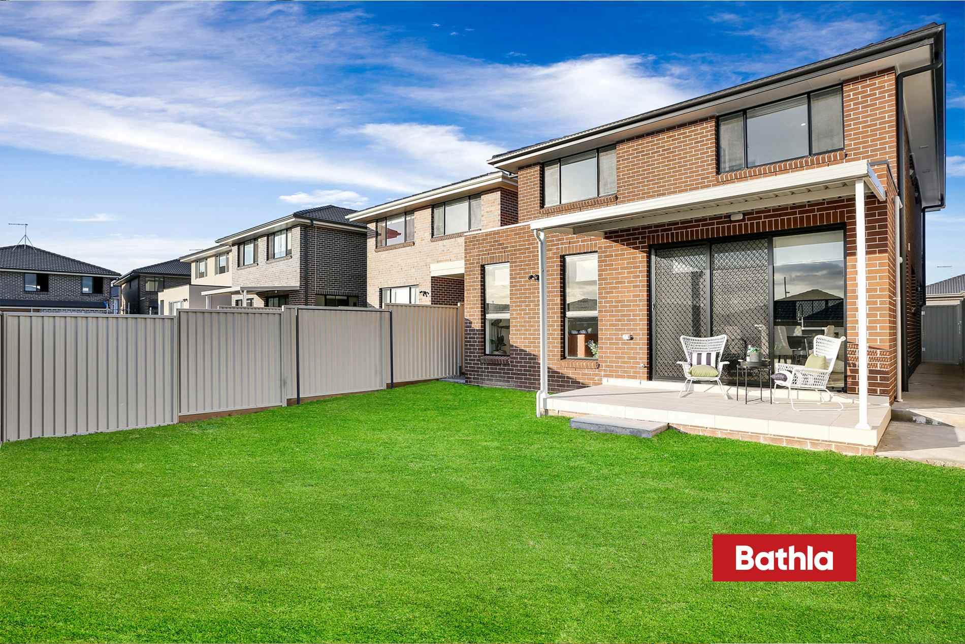 Broadleaves Estate - The Ponds Garden 2