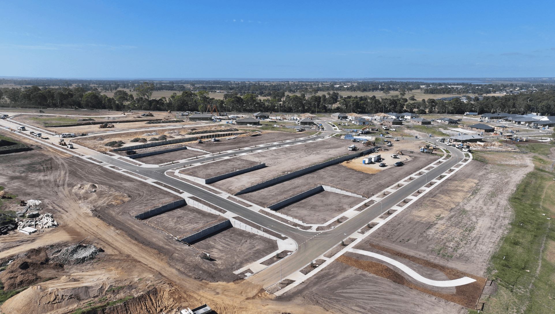 Brookfield Lakes Bairnsdale Estate - Lucknow Aerial