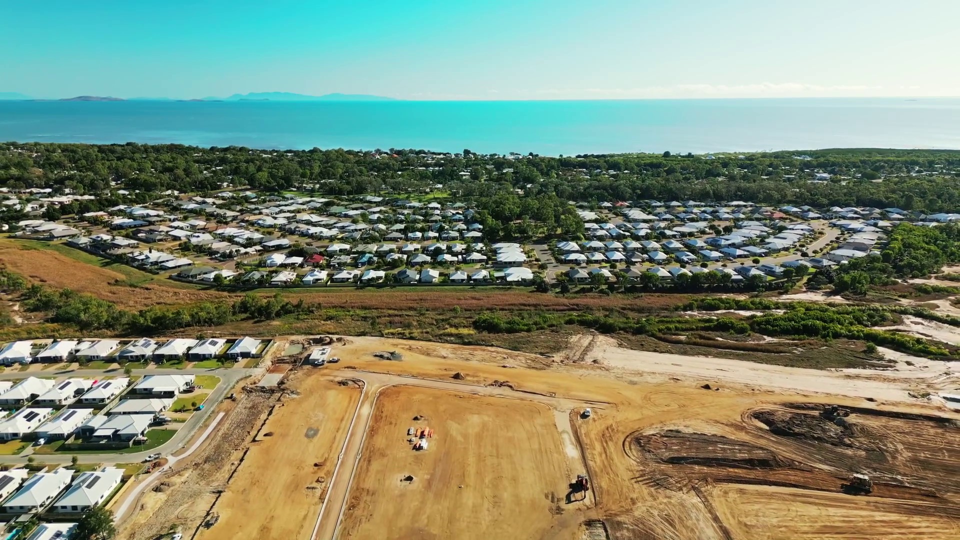 Bushland Beach Estate - Bushland Beach