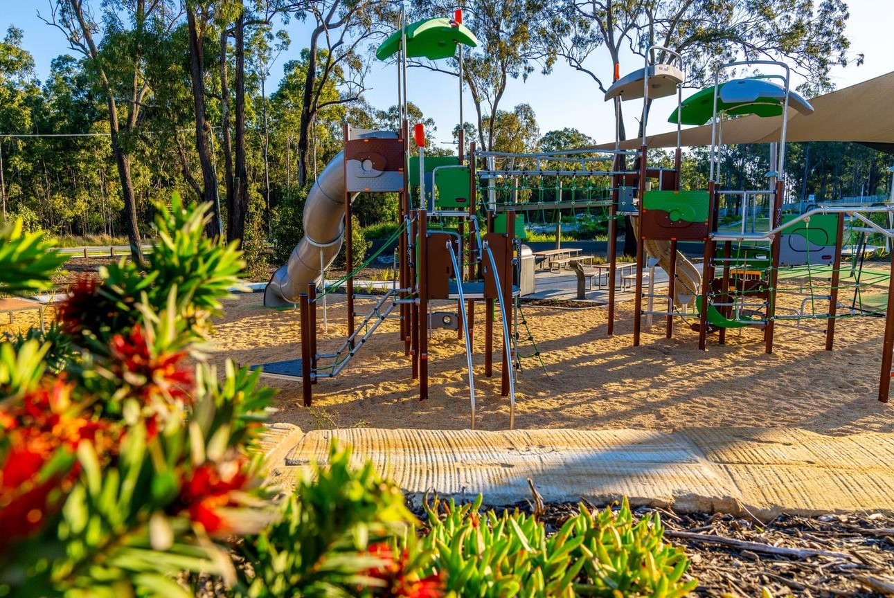 Cadence Estate - Ripley Playground