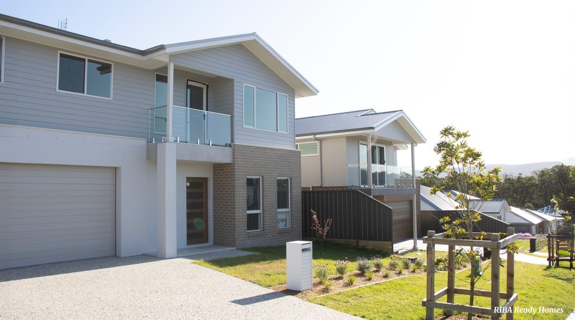 Cameron Grove Estate - Cameron Park Streetscape