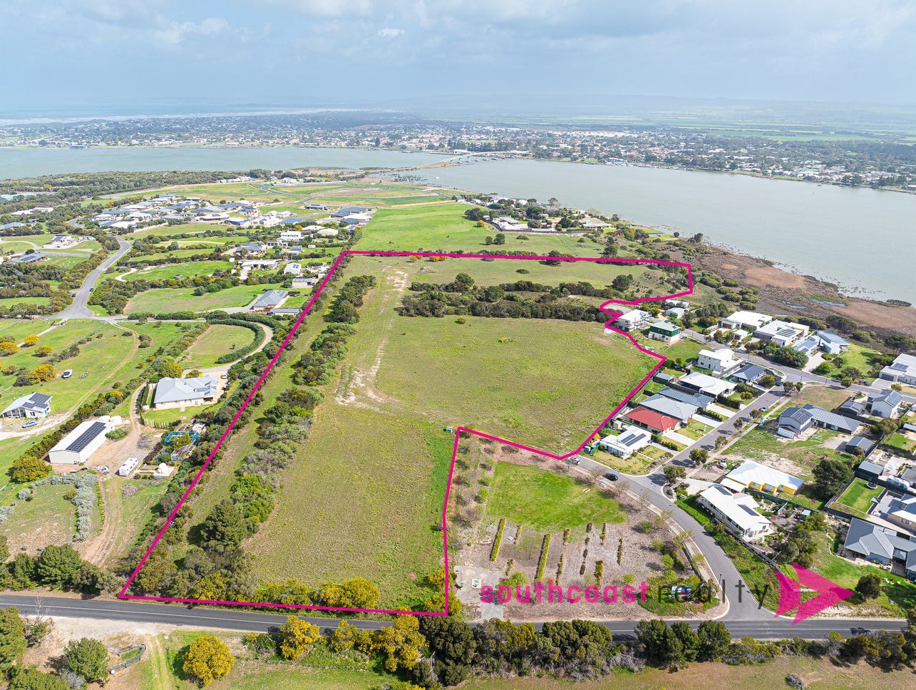 Captains Cove Estate - Hindmarsh Island Aerial