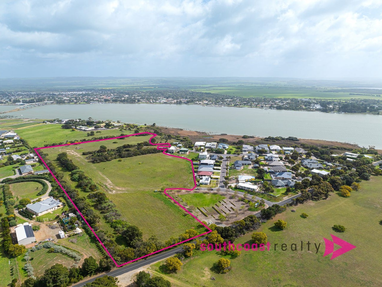 Captains Cove Estate - Hindmarsh Island Aerial
