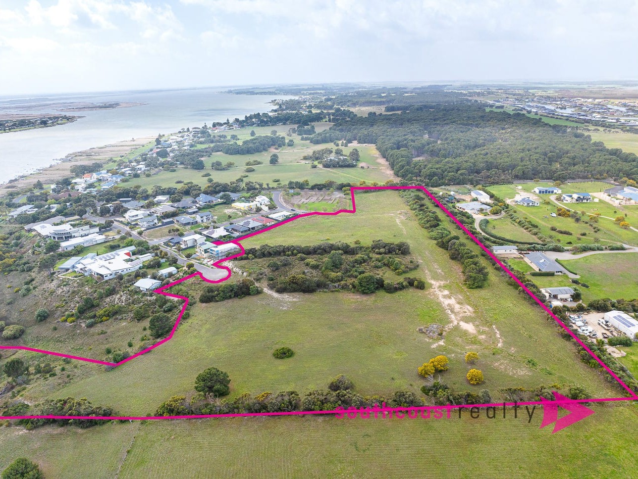 Captains Cove Estate - Hindmarsh Island Aerial