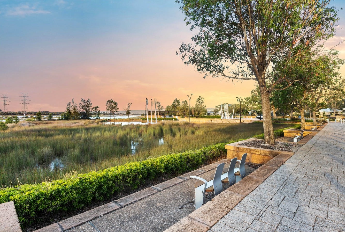 Champion Lakes Estate - Champion Lakes Park