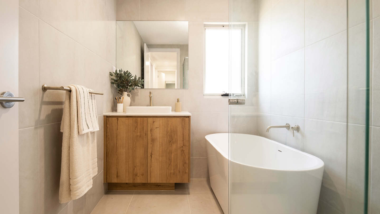 Complete by McDonald Jones at Mount Terry - Albion Bathroom