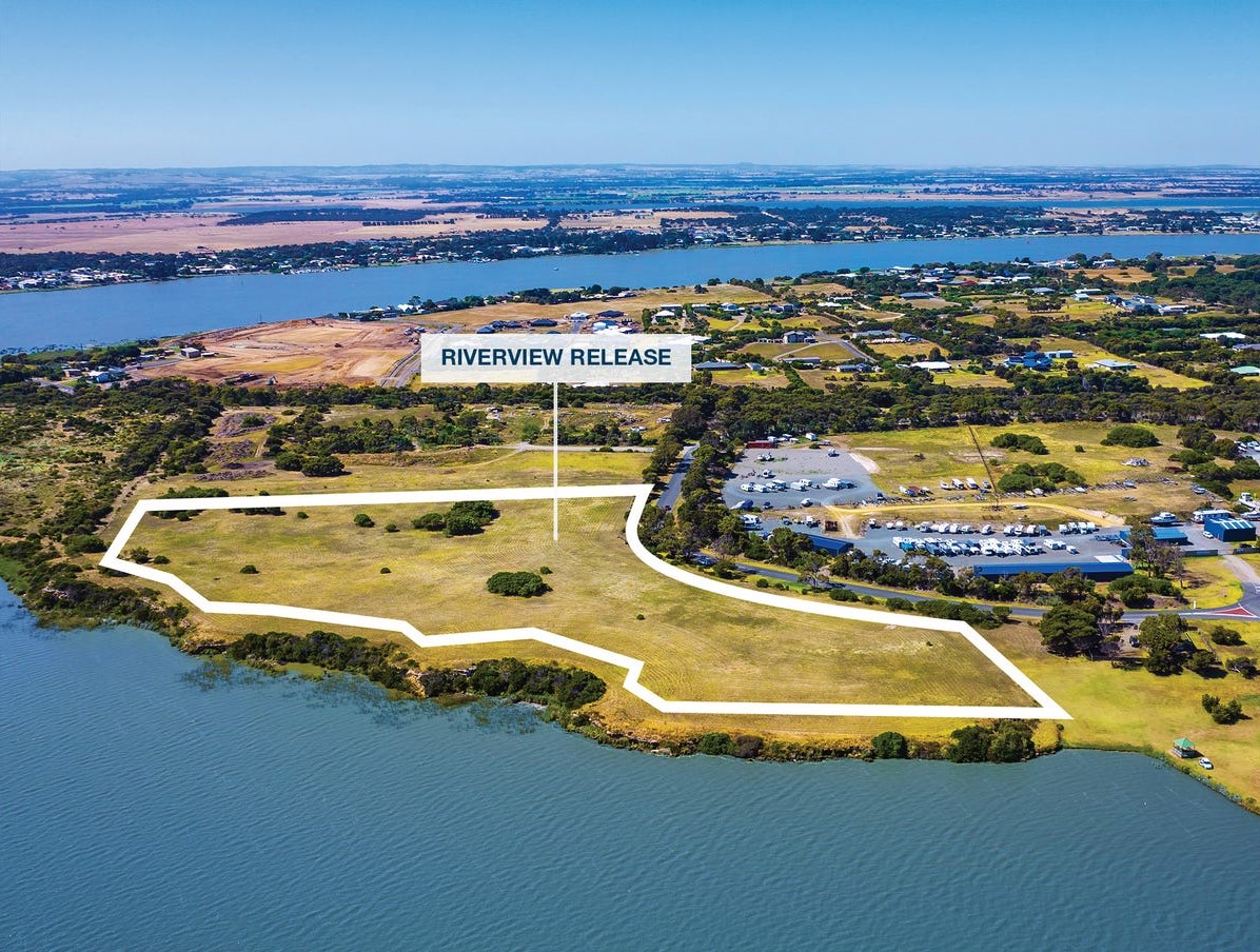 Coorong Quays Estate - Hindmarsh Island Aerial