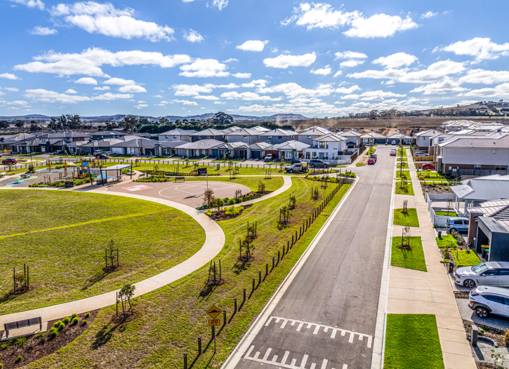 Davis Vineyard Estate - Diggers Rest Park