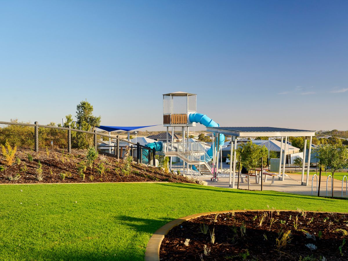 East Of The Beach Estate - Eglinton Park