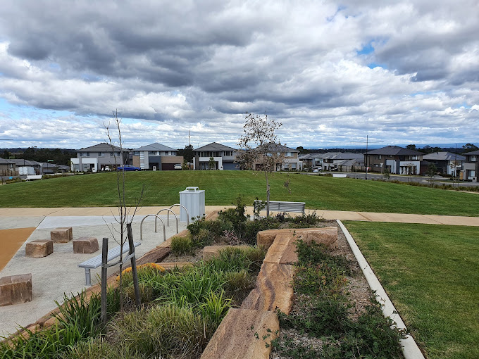 Elante Hills Estate - Box Hill Park
