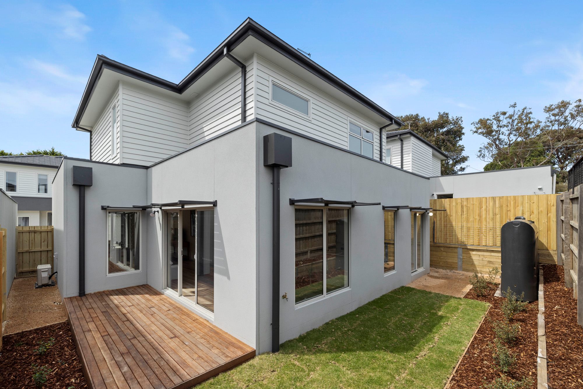 Eleven Edward Townhomes - Langwarrin Backyard