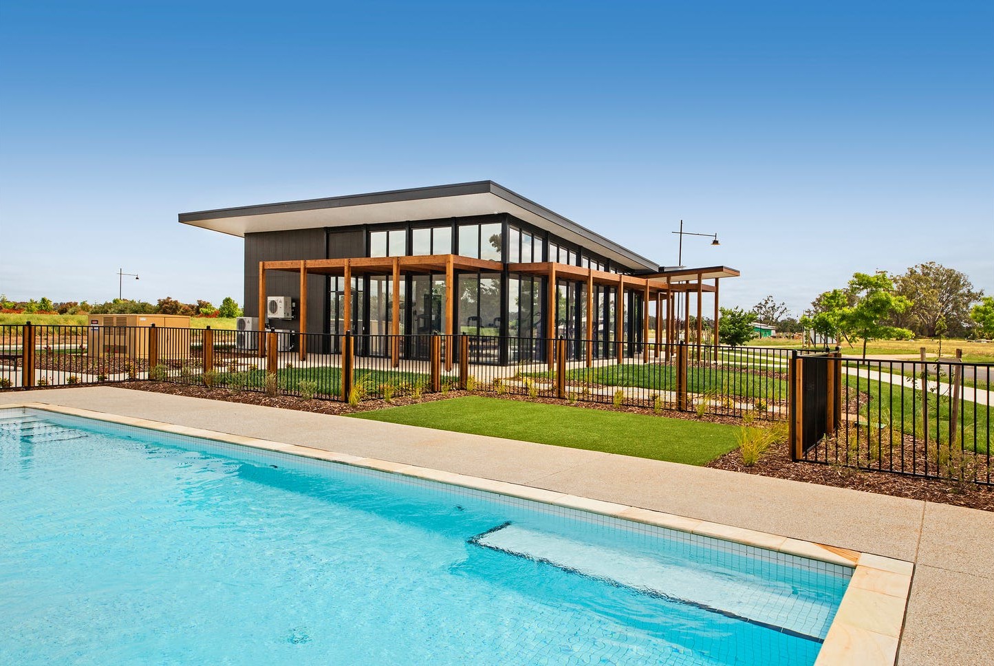 Elloura Estate - Nagamb Amenities