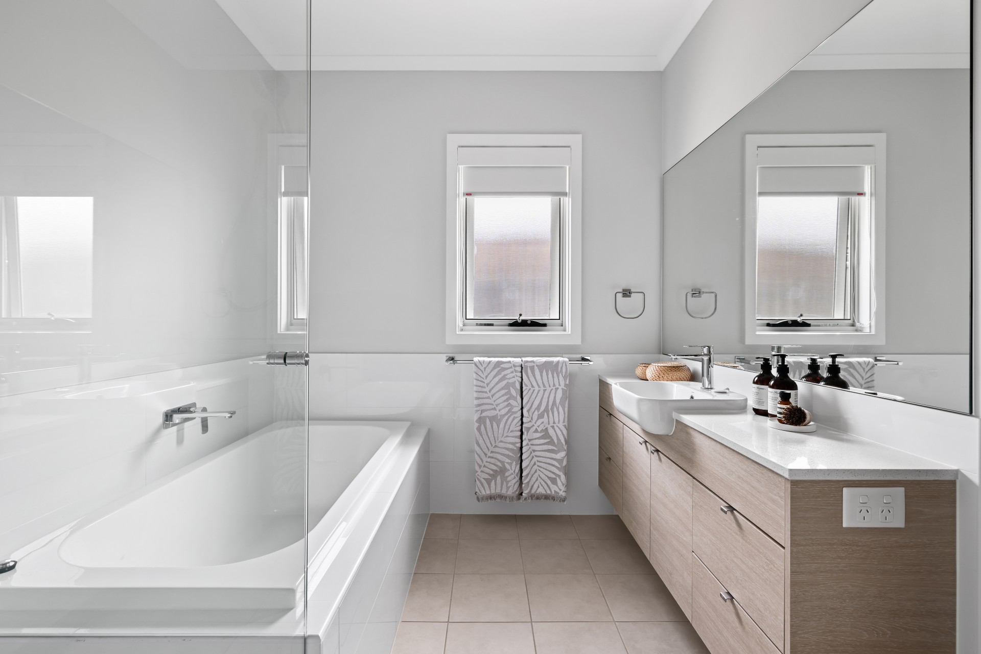 Evergreen Estate - Spring F Bathroom