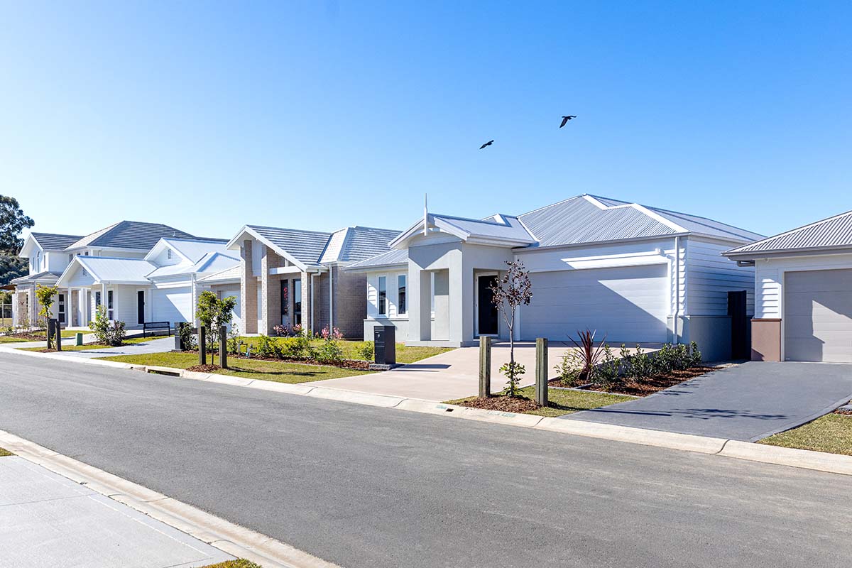 Evergreen Estate - Spring Farm Streetscape