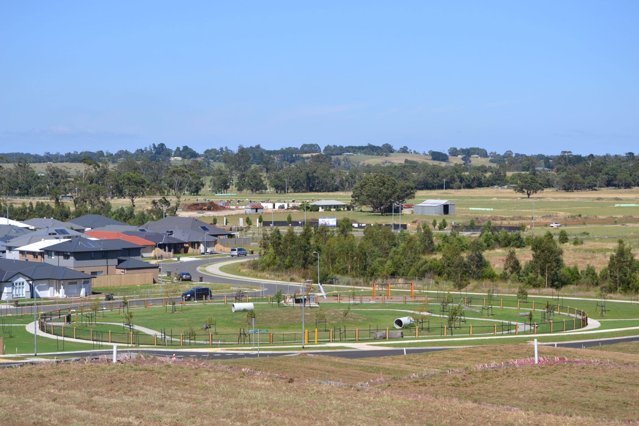 Ferntree Ridge Estate - Drouin Park