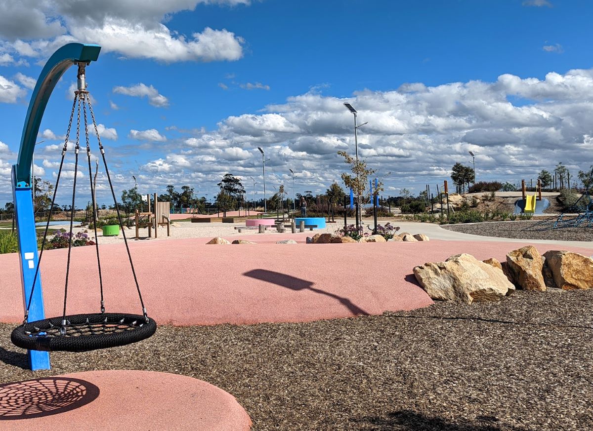 Ferntree Ridge Estate - Drouin Playground