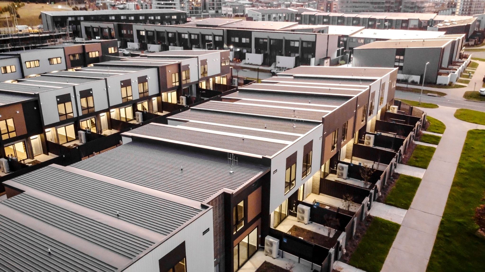 Form Townhouses - Coombs