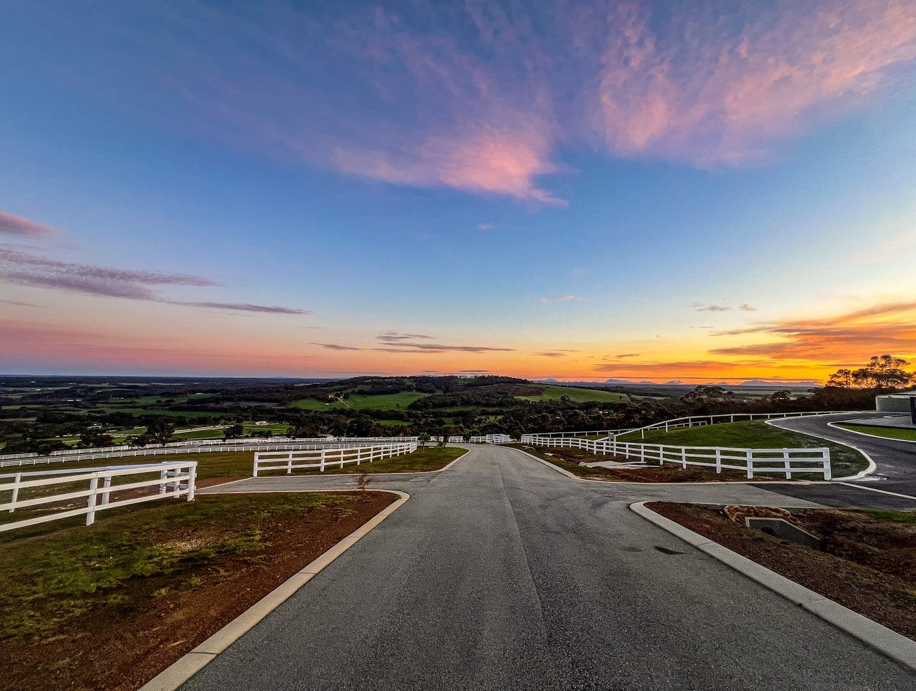 Grandview Heights Estate - Kalgan Streetscape