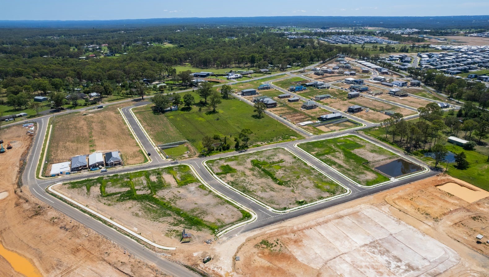 Harkness Place Estate - Oakville Construction Progress