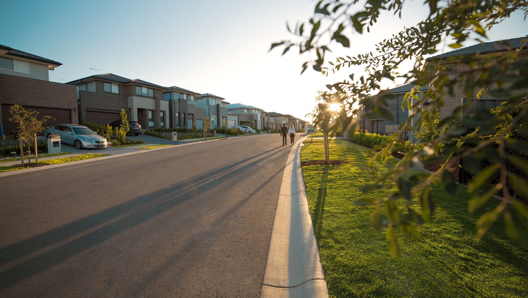 High Grove Estate - Box Hill Streetscape