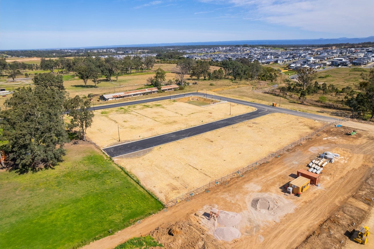 High Grove Estate - Box Hill Aerial