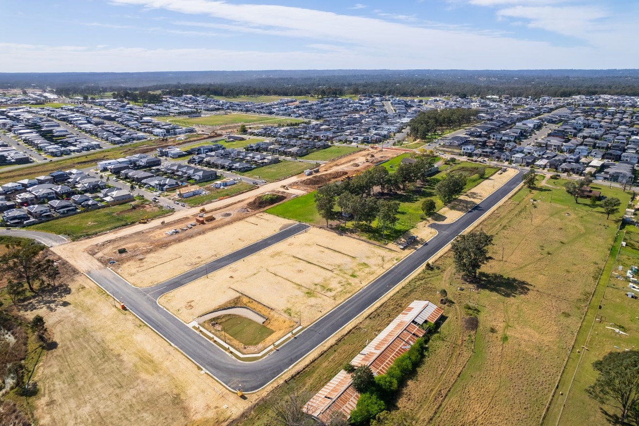 High Grove Estate - Box Hill Aerial