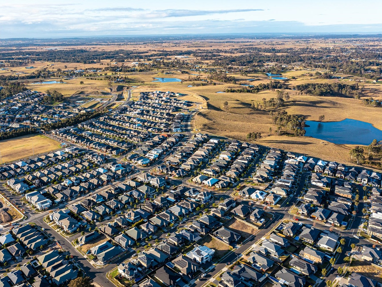 Highland Views Estate - Glenmore Park Aerial