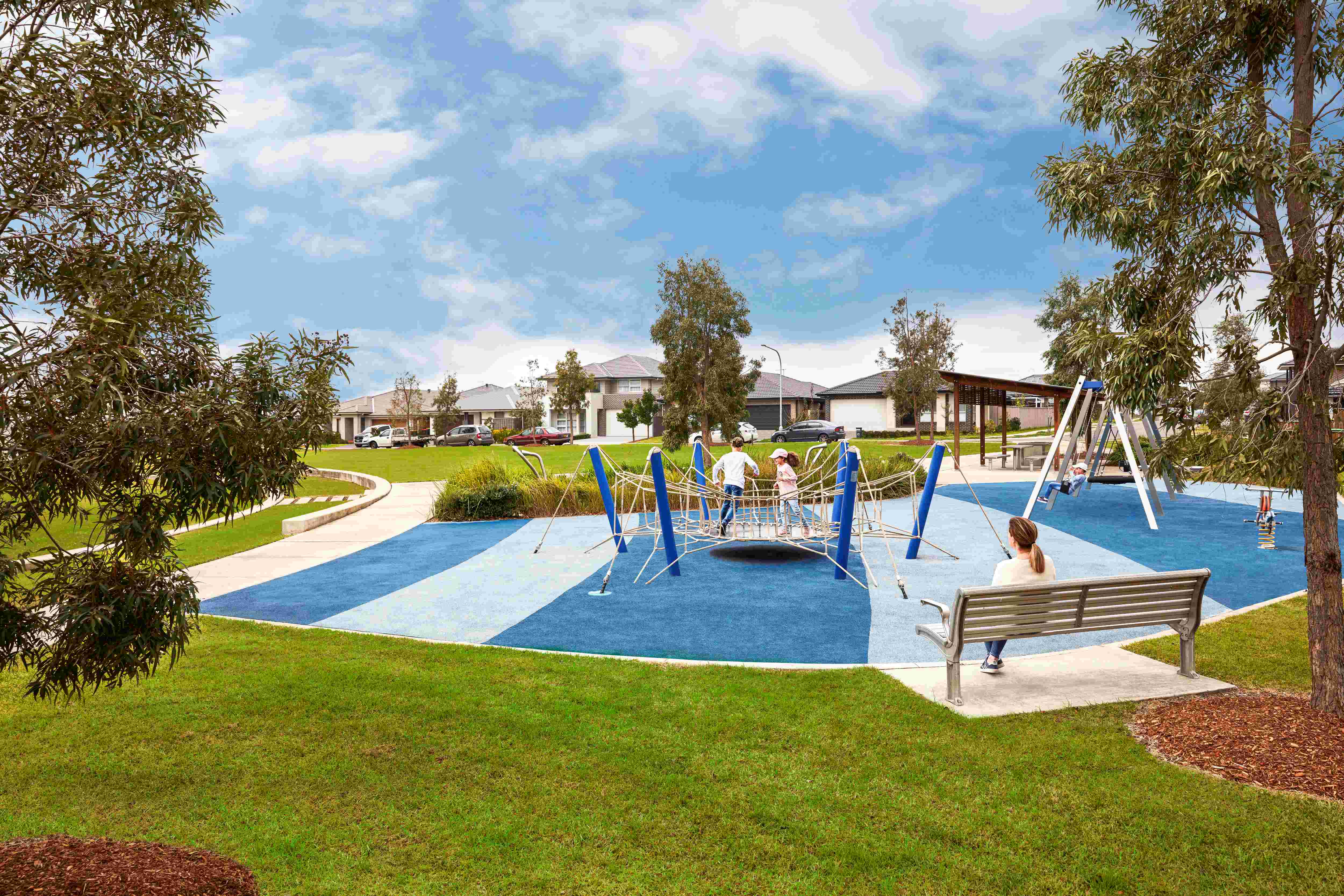 Hillcroft Estate - Claymore Amenities