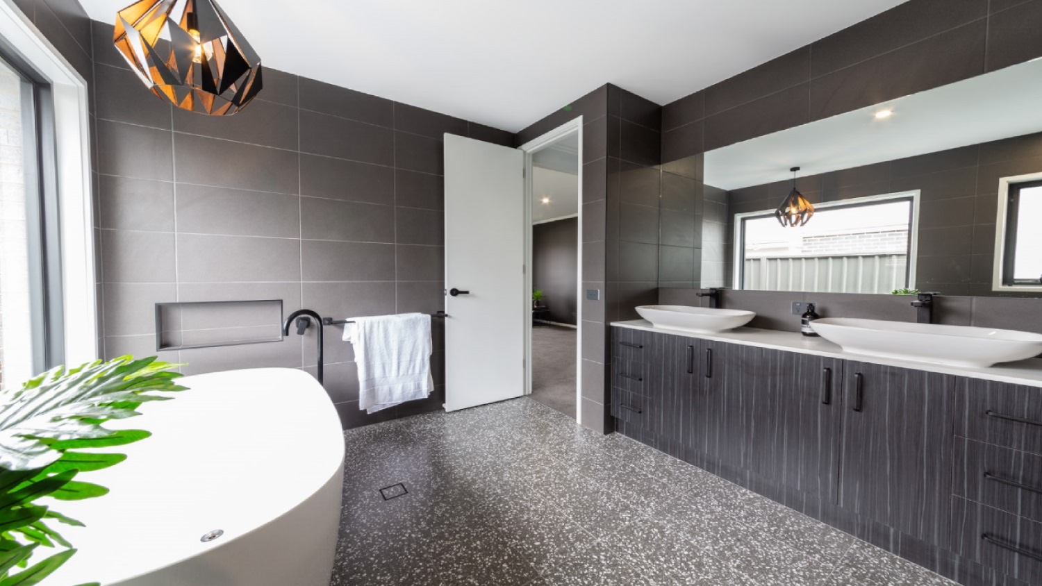 Hillsborough Green Estate - Arundel Bathroom