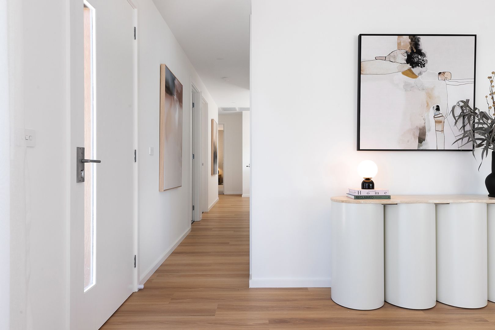 Horizon Hill Estate - Strathnairn Hallway
