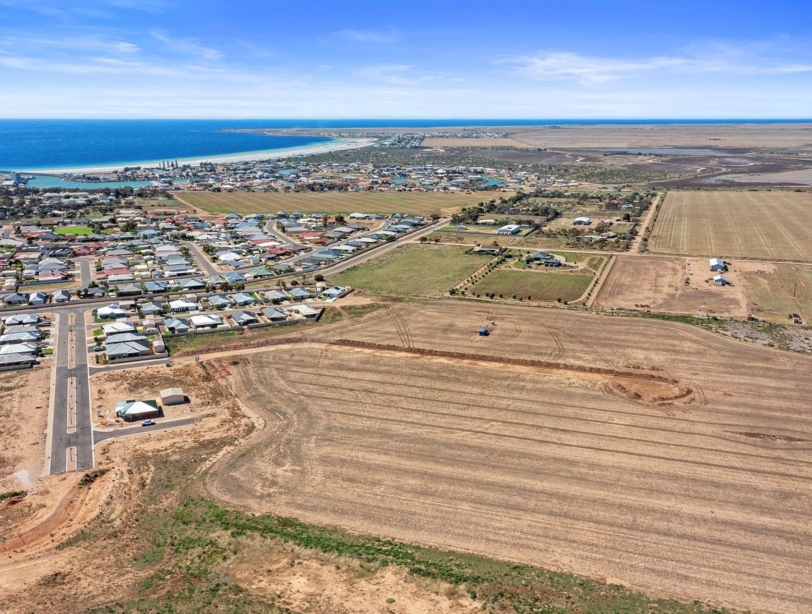Investigator Heights Estate - Wallaroo Aerial