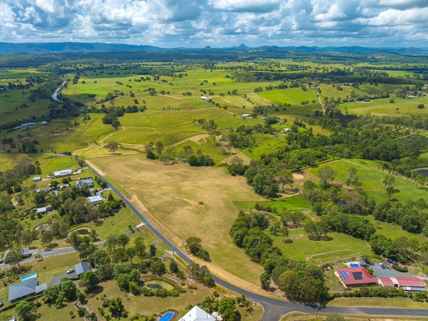 River Bend Rise Estate - Lagoon Pocket Aerial