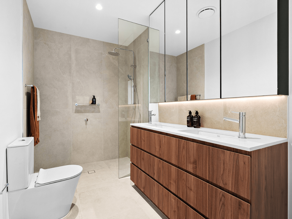 Kingloch Parade Estate - Wantirn Bathroom