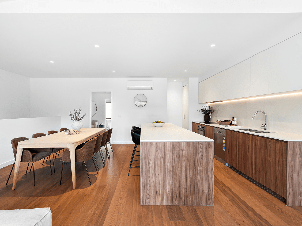 Kingloch Parade Estate - Wantirna Dining