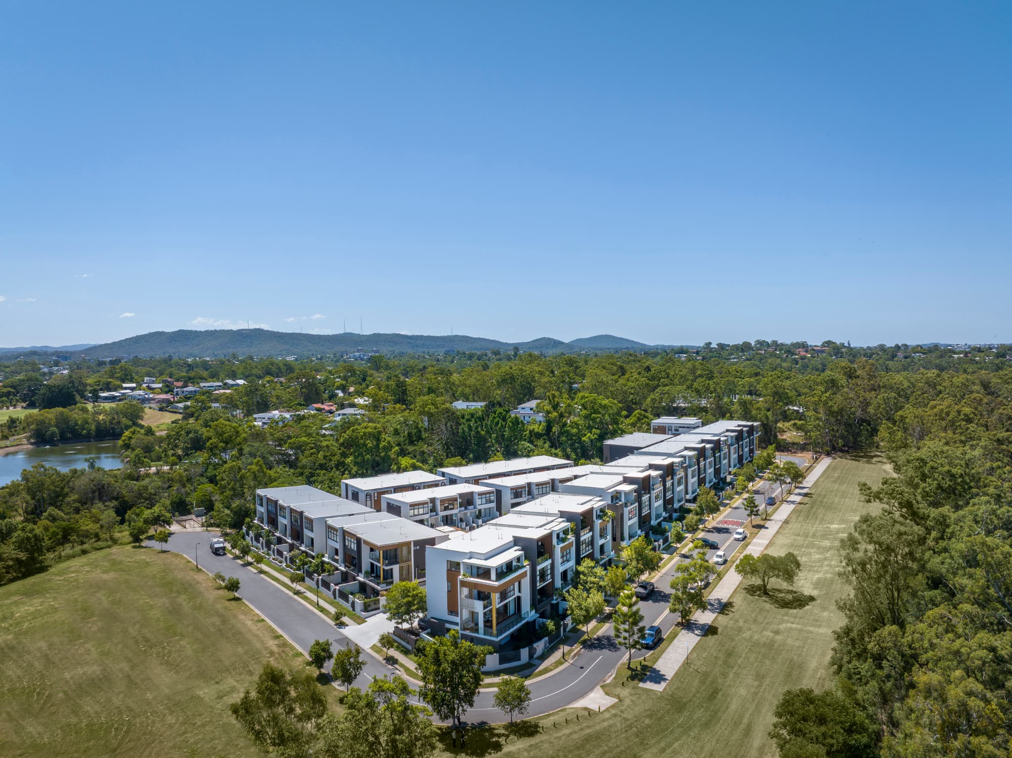 Long Pocket Estate - Indooroopilly External
