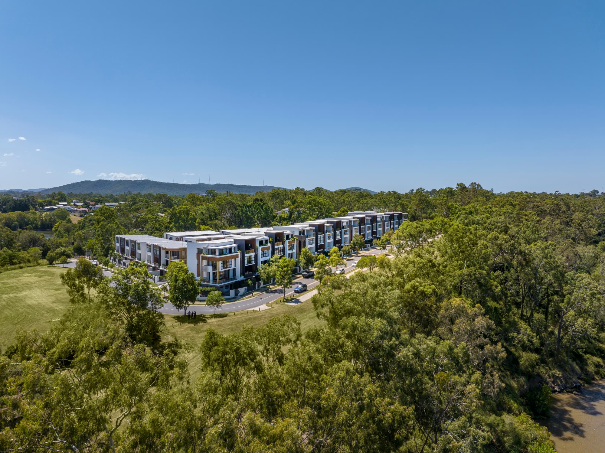 Long Pocket Estate - Indooroopilly External